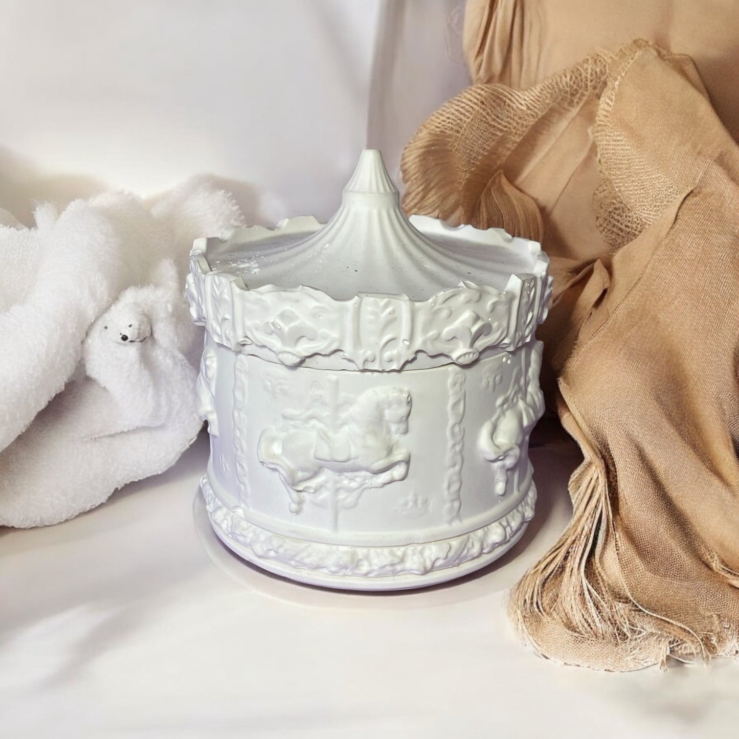 LS Design Carousel Refillable 180g Container Candle White Or Grey £18.50- £20.00