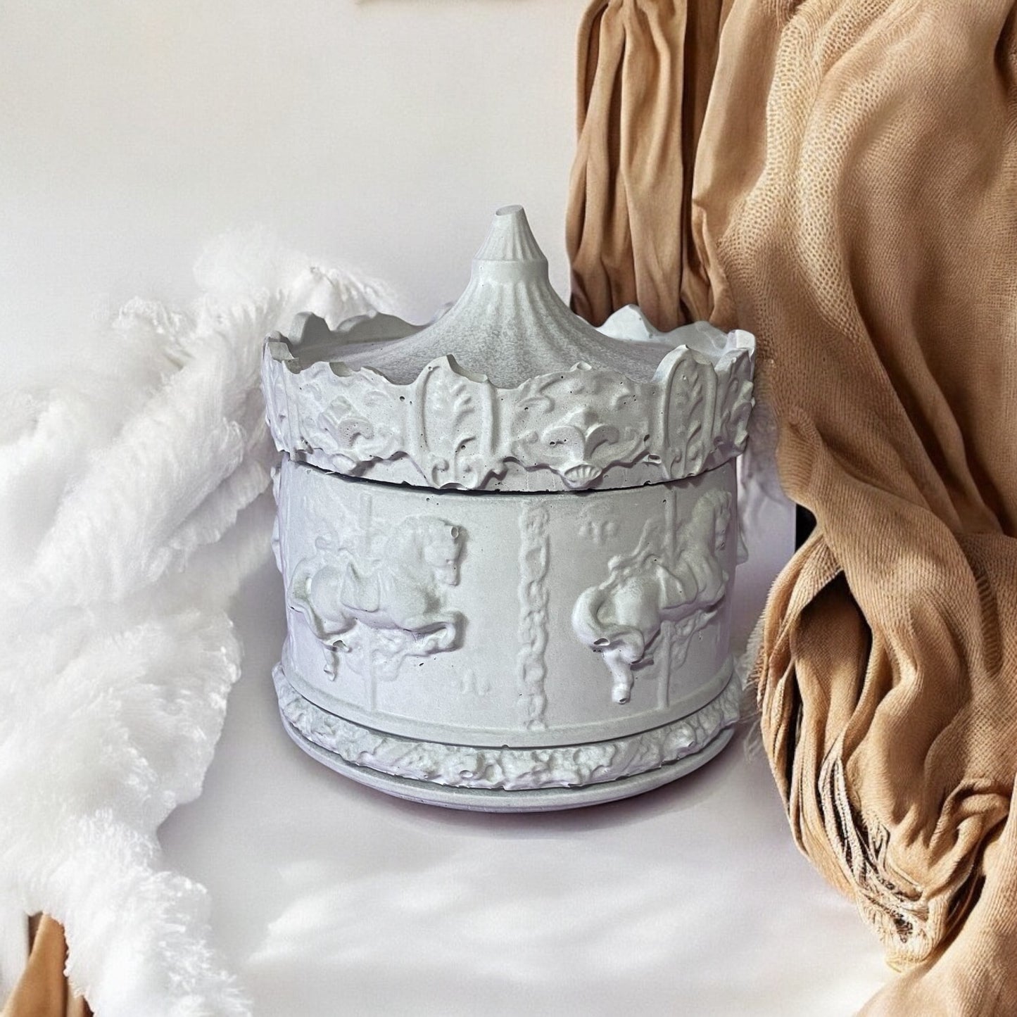 LS Design Carousel Refillable 180g Container Candle White Or Grey £18.50- £20.00