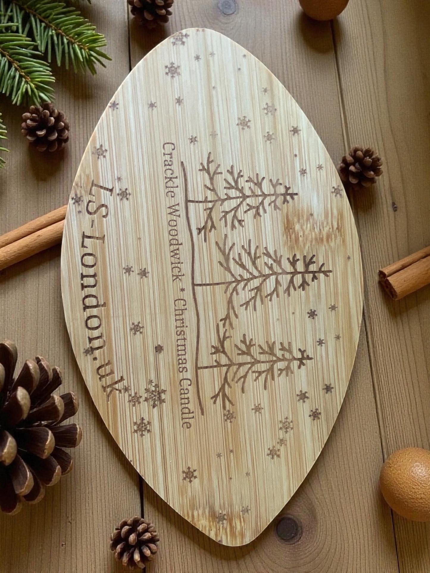 Create Your Own Christmas Trilogy Ellipse Candle 520g