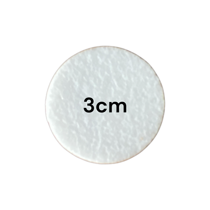 Round white disc with '3cm' text on a white background
